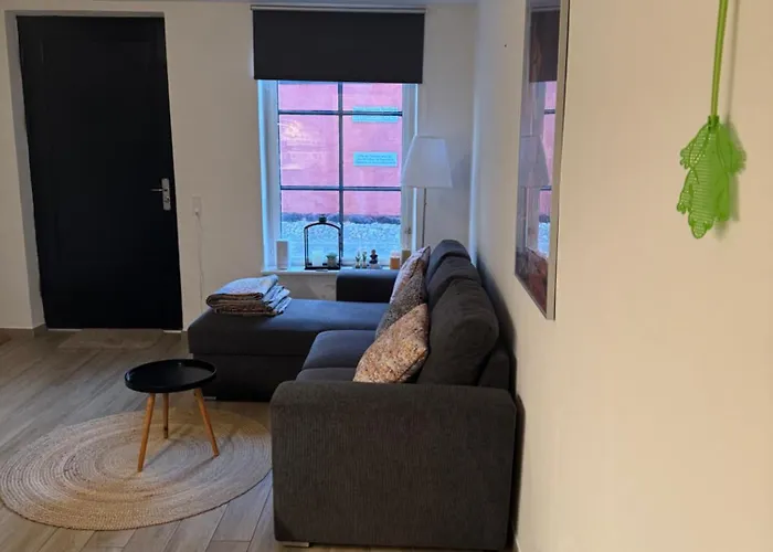 The Pigeon Nest * Ribe